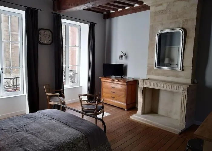 Apartment Authentique Au Coeur De Bayeux